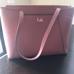 Michael Kors tote